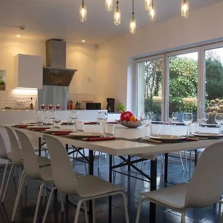 Enjoy Square - Spacious Near Maredsous Feriehus Denee