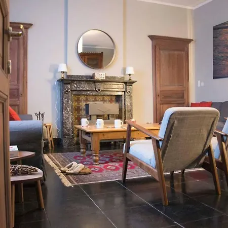 Enjoy Square - Spacious Near Maredsous Denee