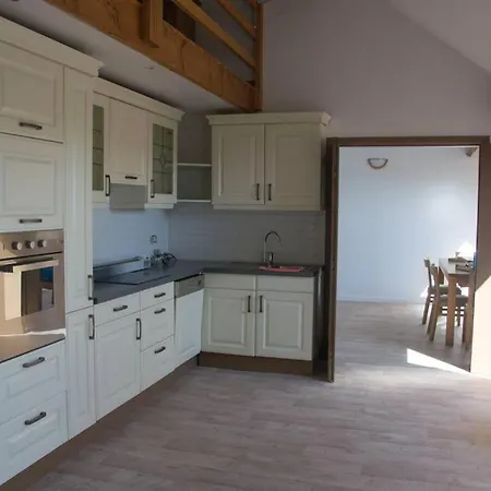 Feriehus Enjoy Square - Spacious Near Maredsous